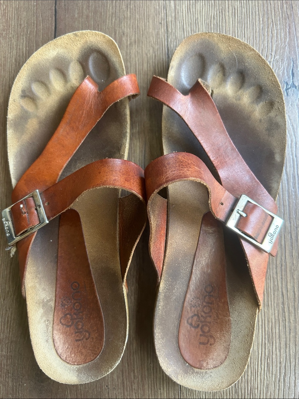 Yokono leather sandals !! Size 9